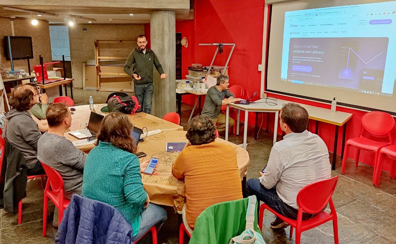 Des-Googlización: Alternativas libres ás ferramentas de Google