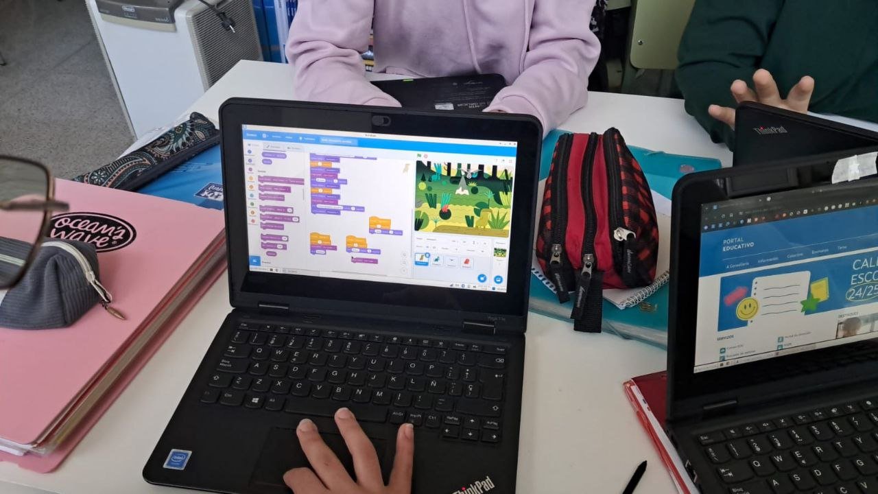 Comando Hacker sobre videoxogos serios