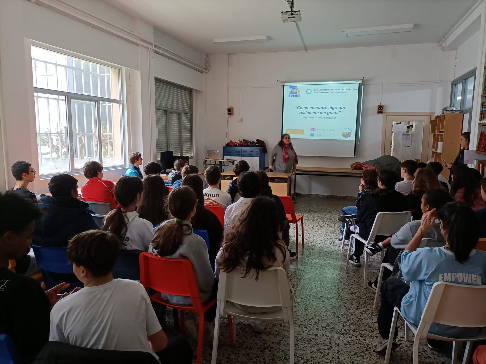 Mulleres tecnólogas polo ben común no IES Zalaeta